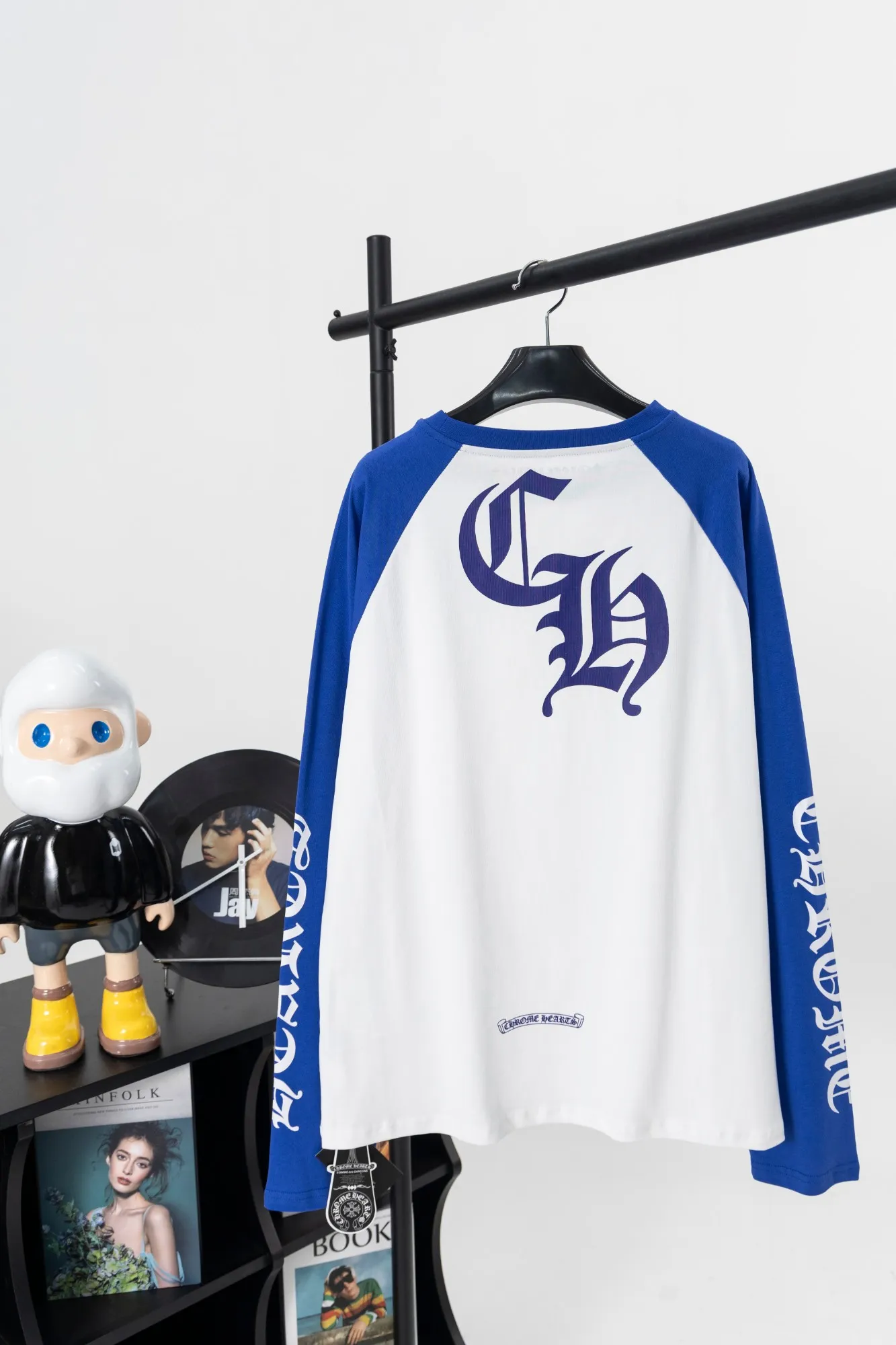P150 Style #k01 Chrome Hearts/Chrome Heart 23ss Sanskrit horseshoe stitching printed popular long-sleeved T-shirt 260g 70 pure cotton double yarn, skin-friendly, comfortable, soft and breathable, matching thread, long-term washing without deformation Color: white black white blue -Size: S M L XL